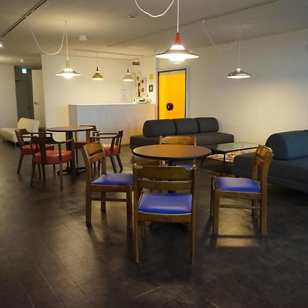 Uni Hostel Ōsaka Extérieur photo