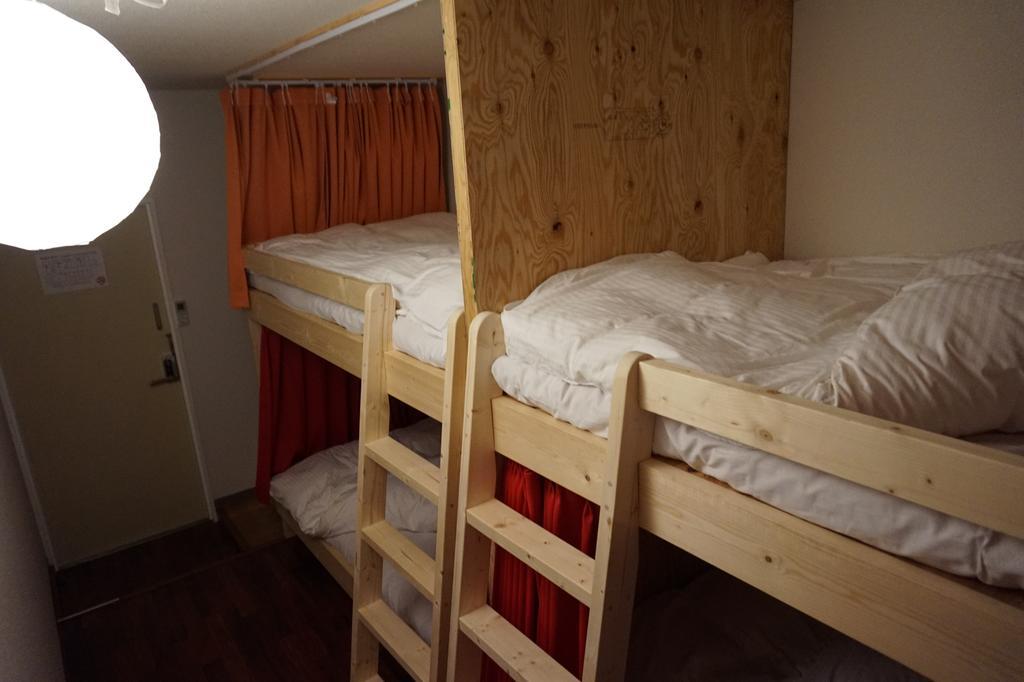 Uni Hostel Ōsaka Extérieur photo